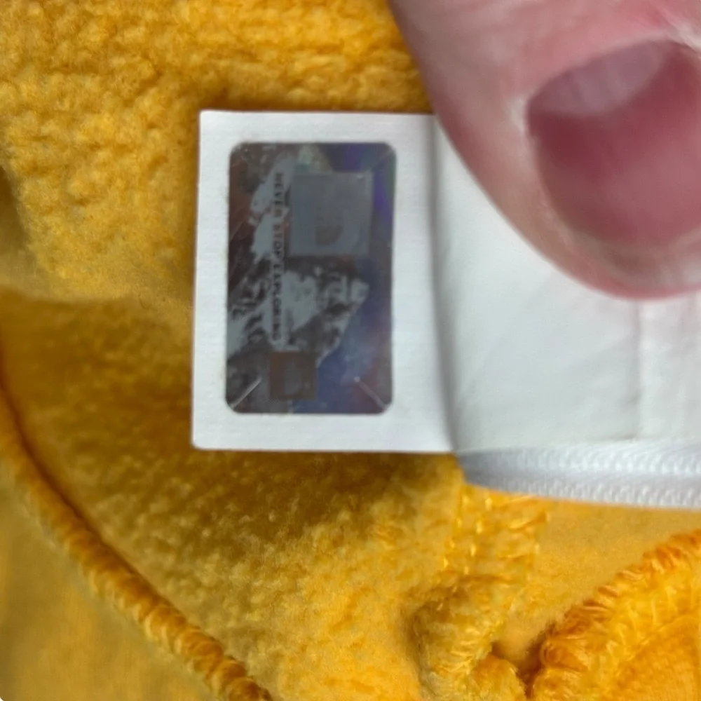 The North Face Half Dome Yellow Pullover Hoodie – Sz XL (Excellent Condition)